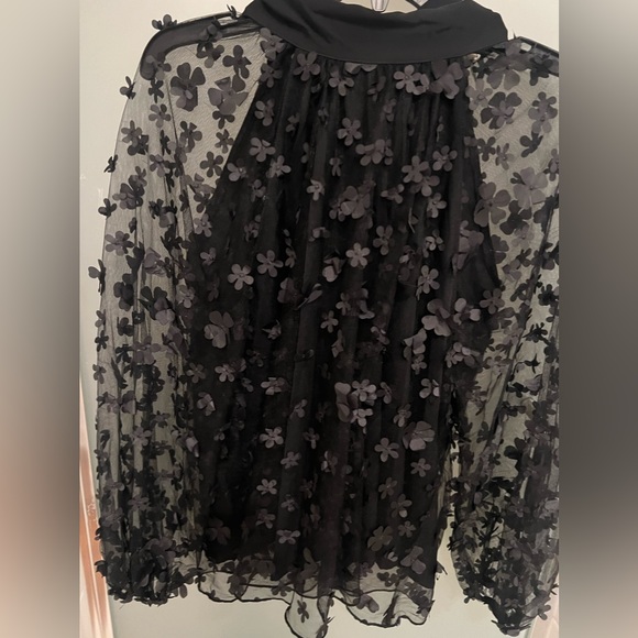 NEW black daisy floral appliqué organza bow blouse - Picture 4 of 6